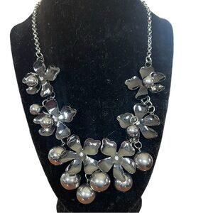 Elegant Vintage Floral Statement Necklace 17.5” plus 4” extension